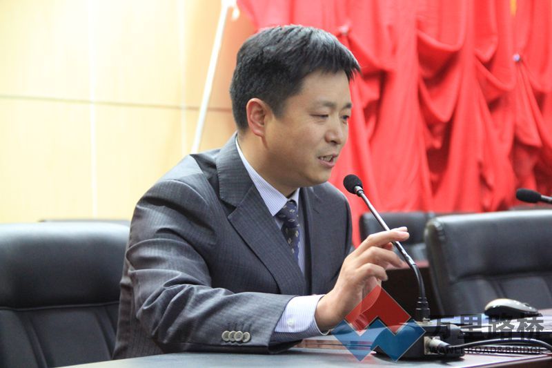 公司董事長(zhǎng)張良奇應(yīng)邀出席許昌學(xué)院“工程·人生”專(zhuān)家論壇