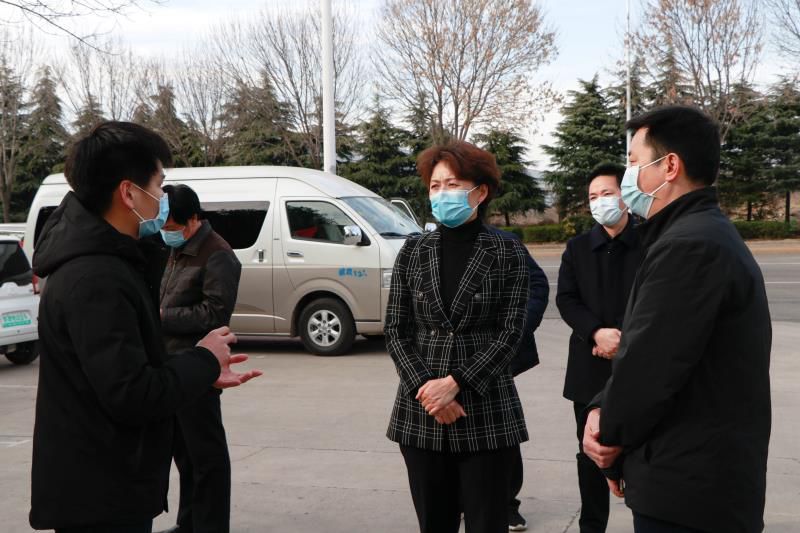 趙淑紅副市長蒞臨萬里交科集團(tuán)路太機(jī)械公司調(diào)研復(fù)工復(fù)產(chǎn)工作