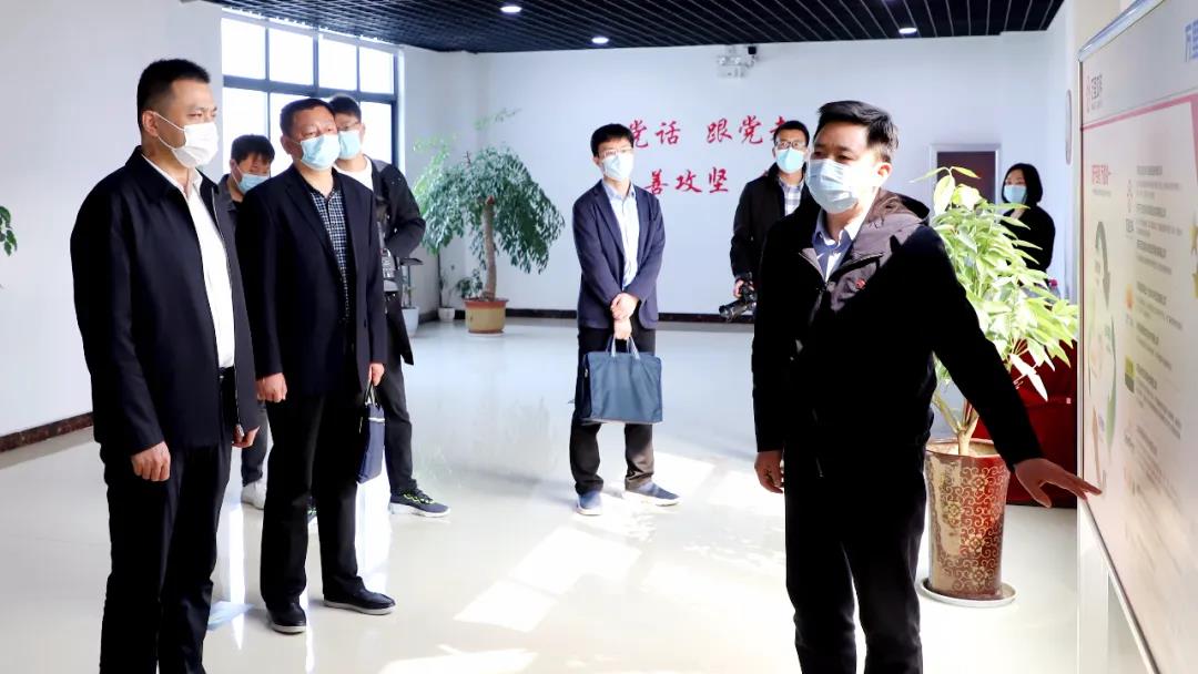 許昌“無廢城市”建設(shè)試點工作推進小組蒞臨萬里交科作建筑固廢專題調(diào)研