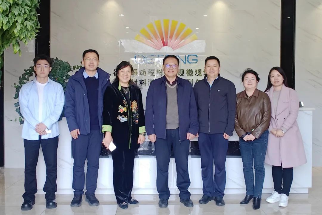 長沙理工大學(xué)副校長劉朝暉一行蒞臨萬里交科集團(tuán)考察調(diào)研